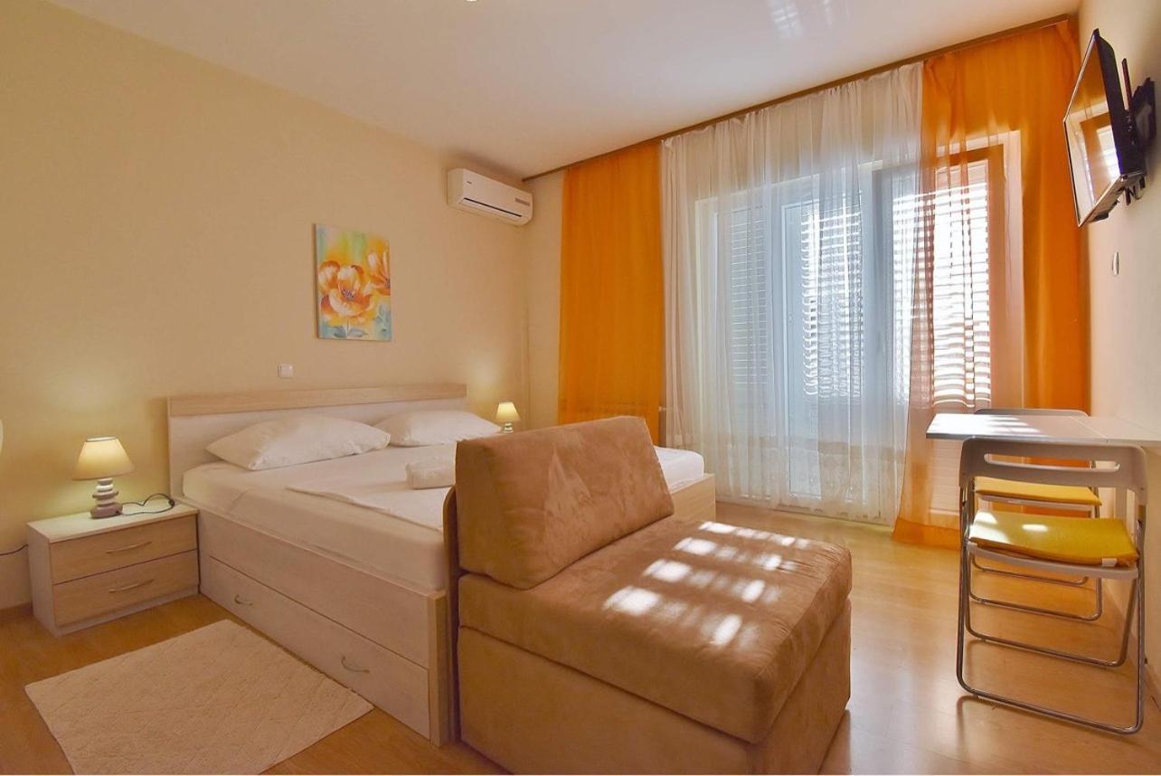 Guest House Sandra Rab Town Dış mekan fotoğraf