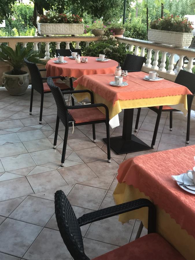 Guest House Sandra Rab Town Dış mekan fotoğraf